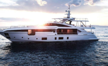 Denizdeki Yakışıklı: Azimut Grande 35M